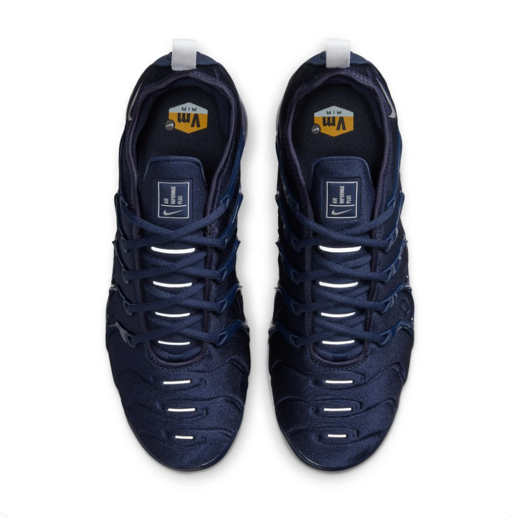 Nike Navy and White Segmented-Sole Sneakers
