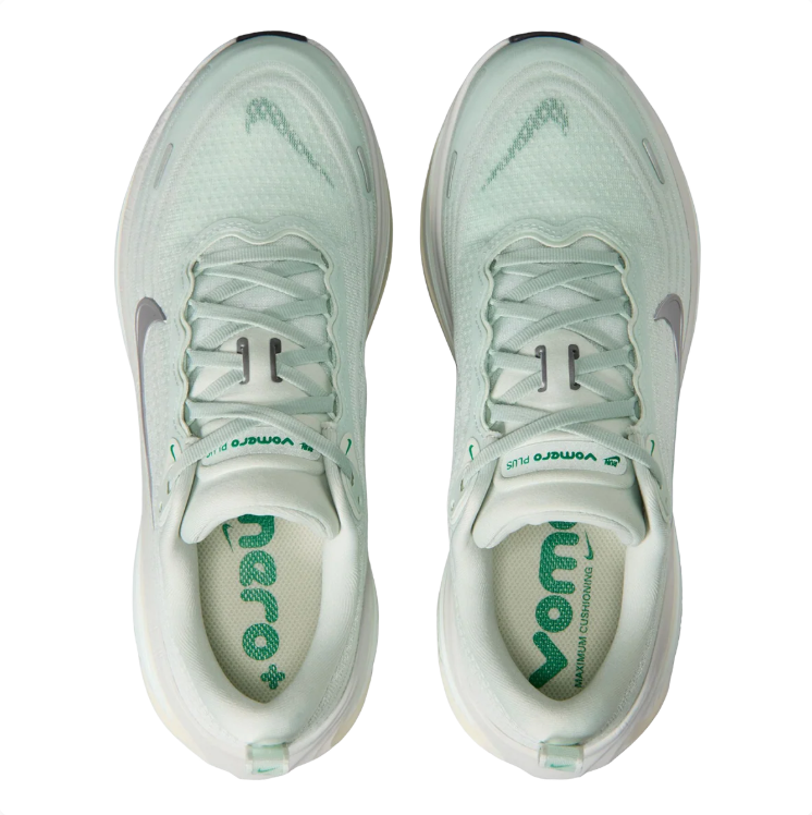 Nike Vomero Plus White and Mint Green Sneakers