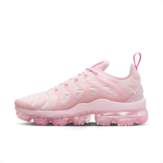 Nike Pink Low-Top Sneakers | Sculpted Upper & Translucent Sole