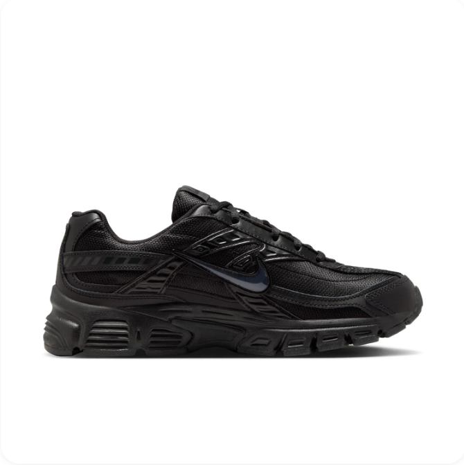 Nike All-Black Low-Top Sneakers | Layered Upper & Chunky Sculpted Sole