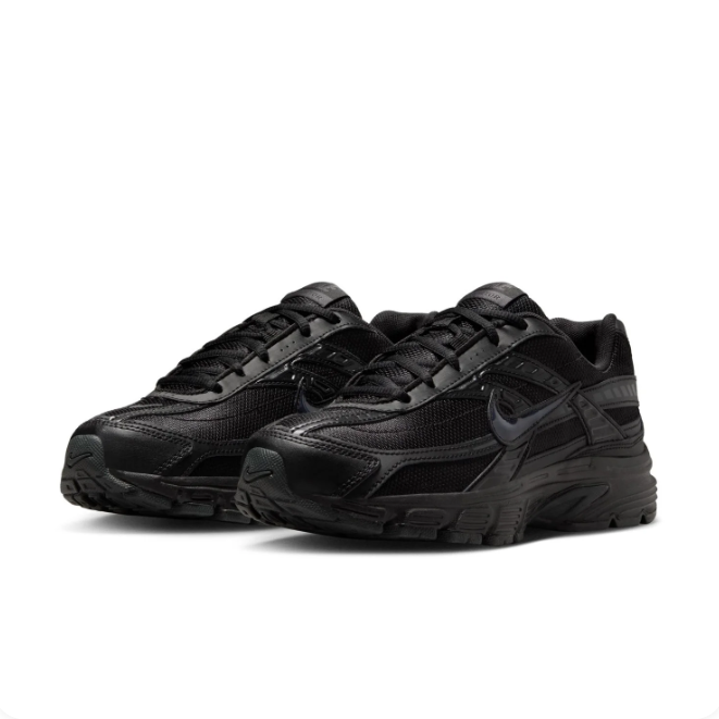 Nike All-Black Low-Top Sneakers | Layered Upper & Chunky Sculpted Sole
