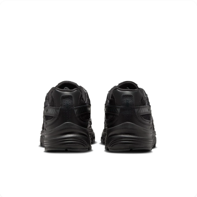 Nike All-Black Low-Top Sneakers | Layered Upper & Chunky Sculpted Sole