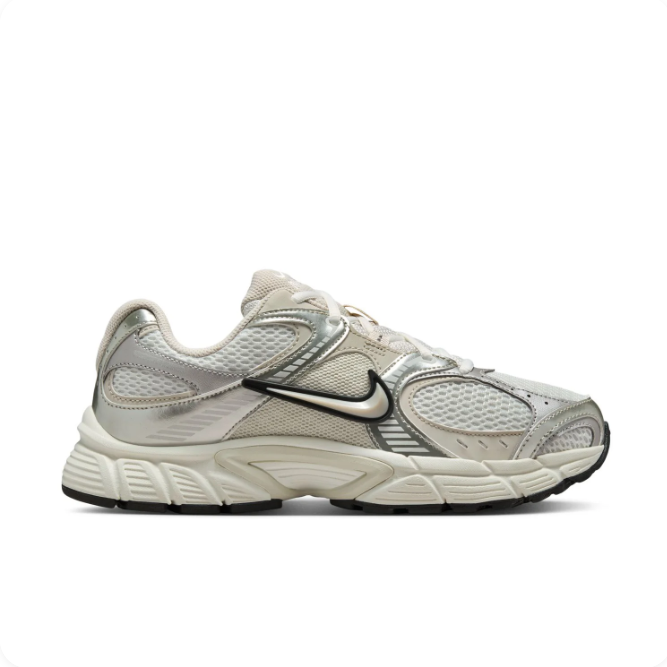 Nike Silver & Cream Low-Top Sneakers | Layered Mesh & Black-Outlined Swoosh