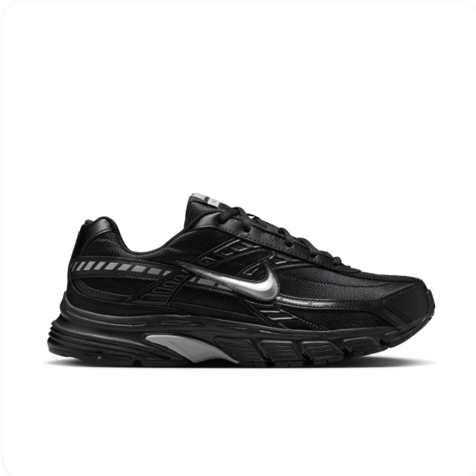 Nike Black & Silver Low-Top Sneakers | Layered Upper & Chunky Sole