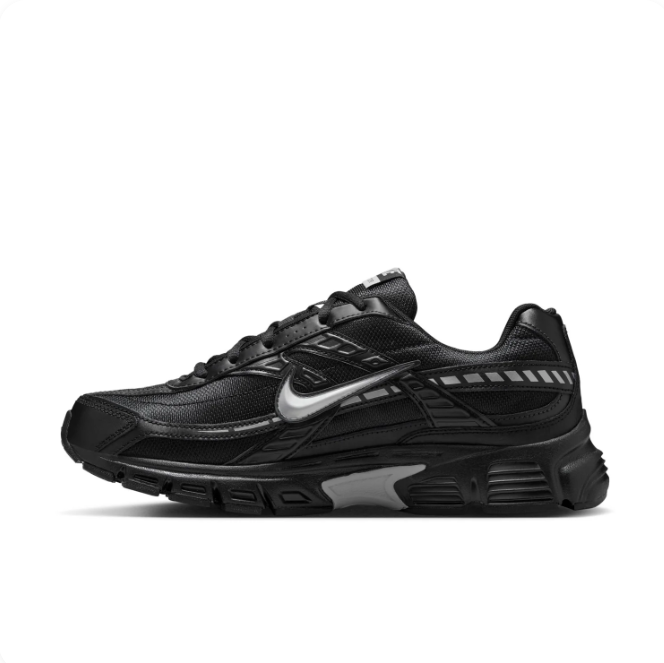 Nike Black & Silver Low-Top Sneakers | Layered Upper & Chunky Sole