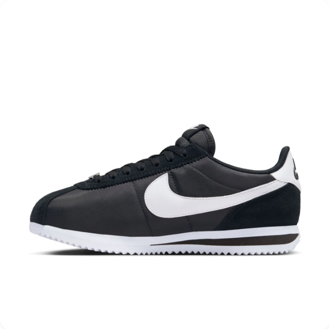 Nike Black & White Low-Top Sneakers | White Swoosh & Zigzag Sole