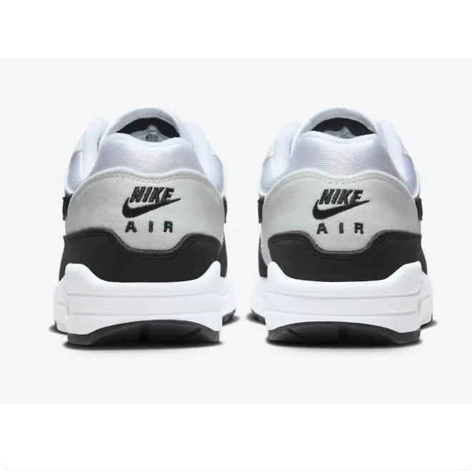 Nike White & Black Low-Top Sneakers | Black Swoosh & Visible Heel Window